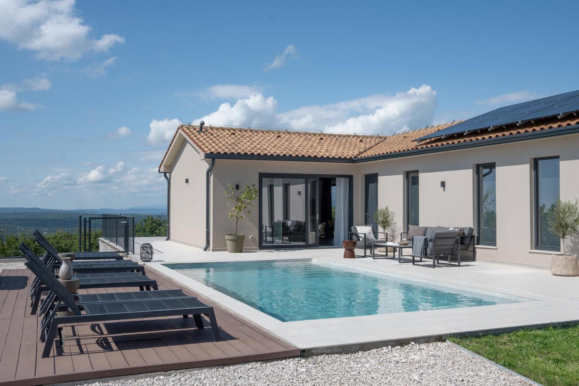 Villa Tonka With Jacuzzi Sauna And Private Pool Лабин Екстериор снимка